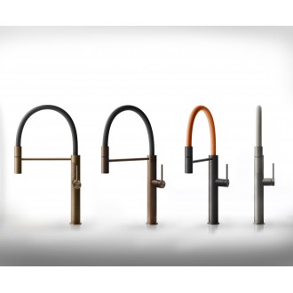 Смеситель кухонный с гибким изливом Gessi 316 Kitchen Cesello бронза брашированная PVD (60014#726)