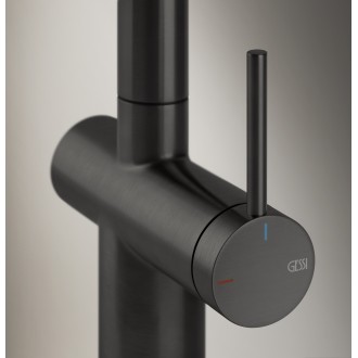 Смеситель кухонный с гибким изливом и двухструйным душем Gessi Inedito матовый чёрный (60429#299) Смеситель кухонный с гибким изливом и двухструйным душем Gessi Inedito матовый чёрный (60429#299)