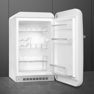 Холодильник Smeg FAB10HRWH6
