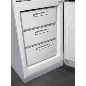 Холодильник Smeg FAB32RSV6 Холодильник Smeg FAB32RSV6