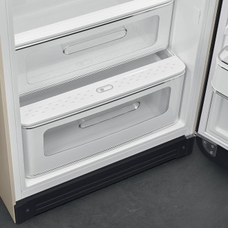 Холодильник Smeg FAB28RMLM6 Холодильник Smeg FAB28RMLM6