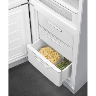 Холодильник Smeg FAB32LSV6 Холодильник Smeg FAB32LSV6