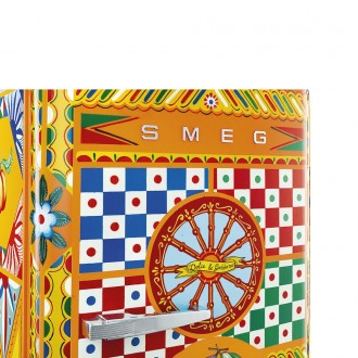 Холодильник Smeg FAB28RDGC6 Холодильник Smeg FAB28RDGC6