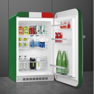 Холодильник Smeg FAB10HRDIT6 Холодильник Smeg FAB10HRDIT6
