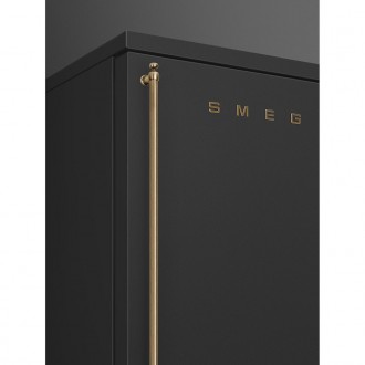 Холодильник Smeg FA8005RAO6