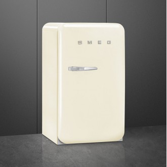 Холодильник Smeg FAB10HRCR6
