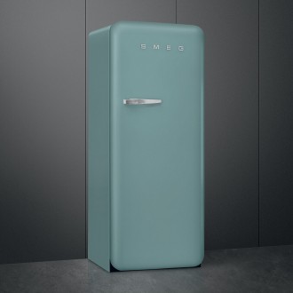 Холодильник Smeg FAB28REGM6 Холодильник Smeg FAB28REGM6