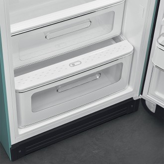 Холодильник Smeg FAB28REGM6 Холодильник Smeg FAB28REGM6