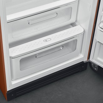 Холодильник Smeg FAB28RACM6