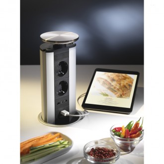 Выдвижной розеточный блок Foster Totem4 8000 011