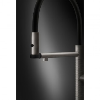 Смеситель кухонный с гибким изливом и двухструйным душем Gessi 316 Kitchen Meccanica медь брашированная PVD (60212#708)